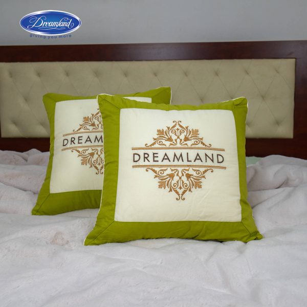 Gối tựa thêu DREAMLAND - 15