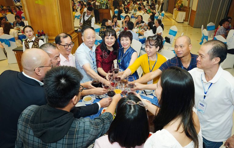 Hội Nghị Khách Hàng 2022 – Chăn Ga Gối Đệm Dreamland